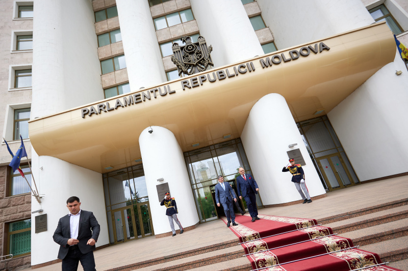 Von rechts: Nationalratspräsident Wolfgang Sobotka (ÖVP), Präsident des Parlaments der Republik Moldau Igor Grosu
