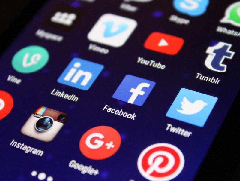 Installierte Apps auf einem Mobiltelefon