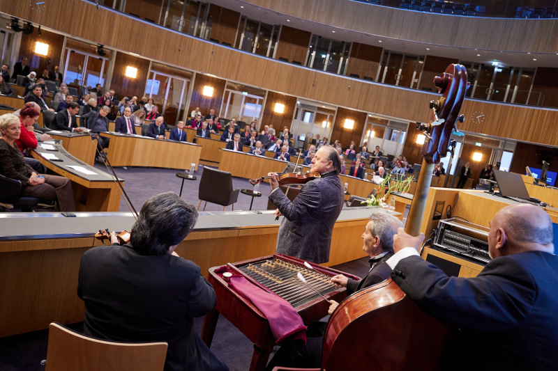 Musikalische Umrahmung durch Bela Horvat Ensemble