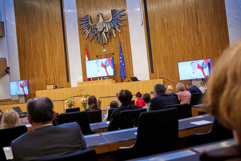 Grußbotschaft von Integrationsministerin Susanne Raab (ÖVP)