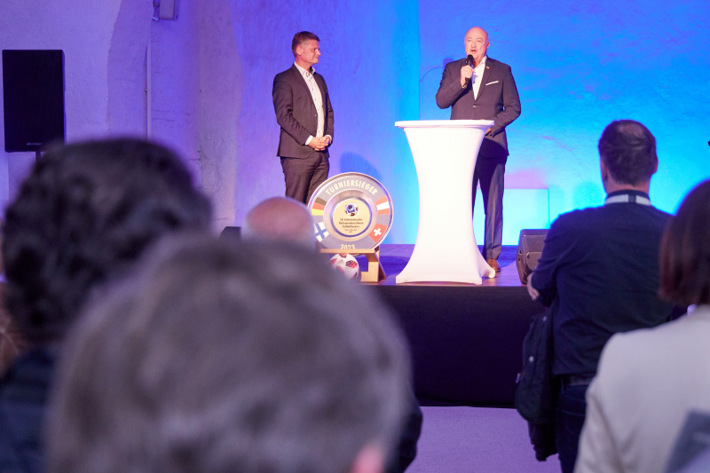 Begrüßung durch Nationalratsabgeordneter Christian Stocker (ÖVP)