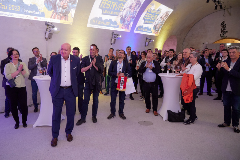 Blick auf die Veranstaltungsteilnehmer:innen