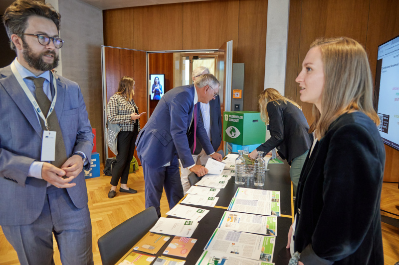 Blick auf die Veranstaltungsteilnehmer:innen