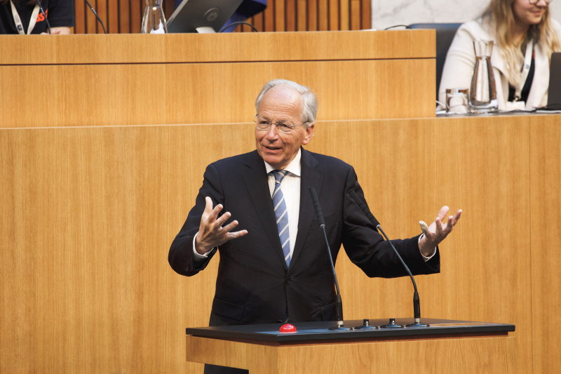 Am Rednerpult Nationalratsabgeordneter Rudolf Taschner (ÖVP)