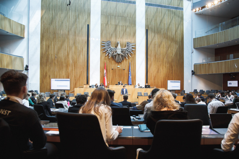 Veranstaltungsteilnehmer:innen