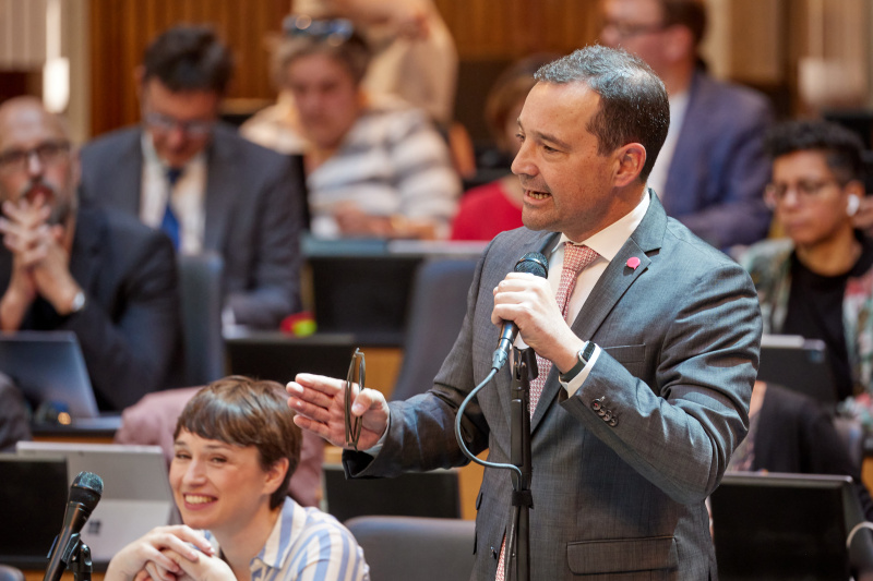 Nationalratsabgeordneter Gerald Loacker (NEOS) zur Geschäftsordnung