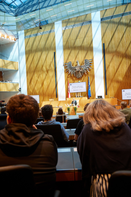 Eröffnungsworte durch Bundesratspräsident Günter Kovacs (SPÖ)