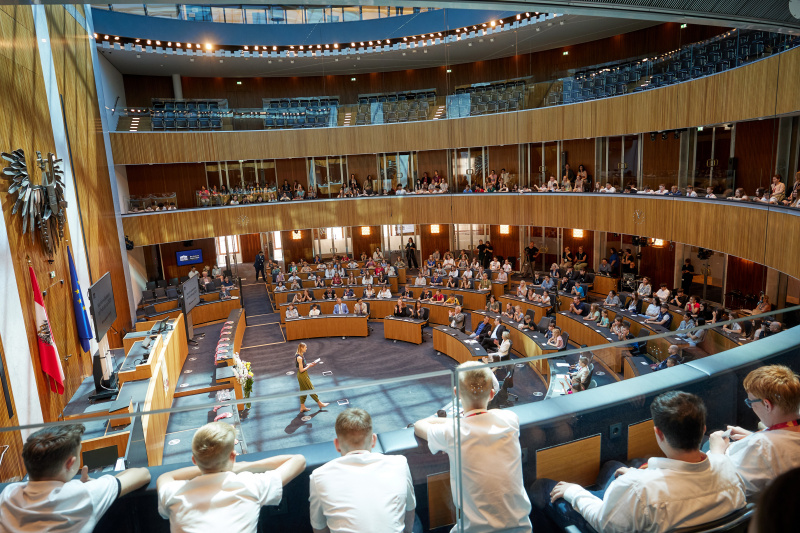 Moderation durch Katharina Kramer Agentur Müllers Freunde