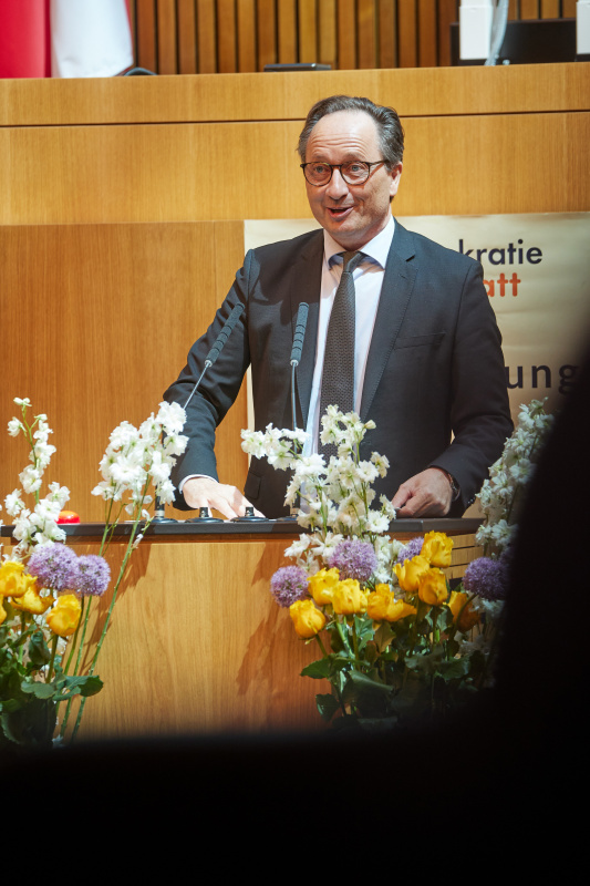 Eröffnungsworte durch Bundesratspräsident Günter Kovacs (SPÖ)