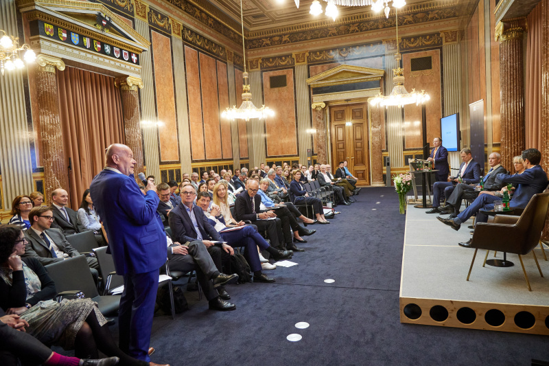 Generaldiskussion unter Beteiligung der Podiumsdiskutanten und Vortragenden