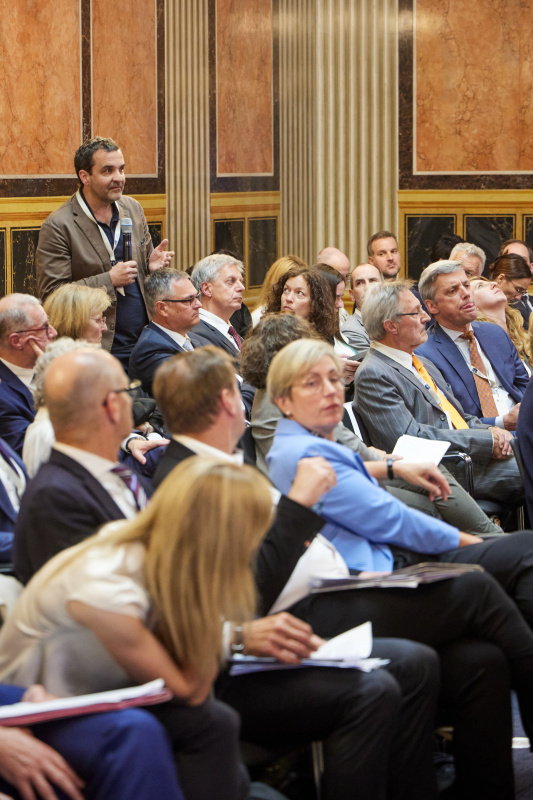Generaldiskussion unter Beteiligung der Podiumsdiskutanten und Vortragenden