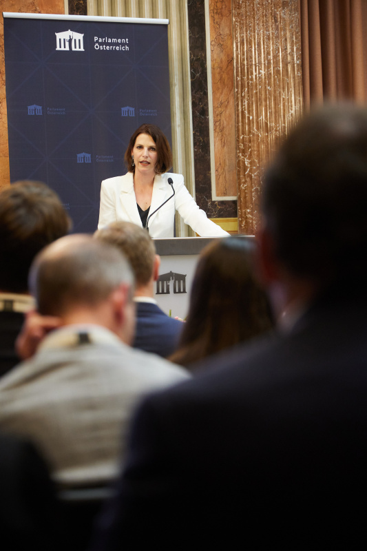 Keynote von Europaministerin Karoline Edtstadler (ÖVP)