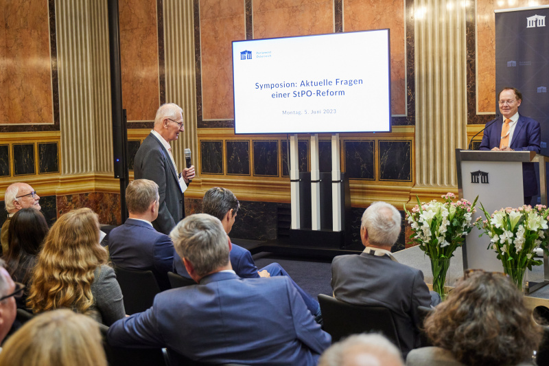 Generaldiskussion unter Beteiligung der Podiumsdiskutanten und Vortragenden