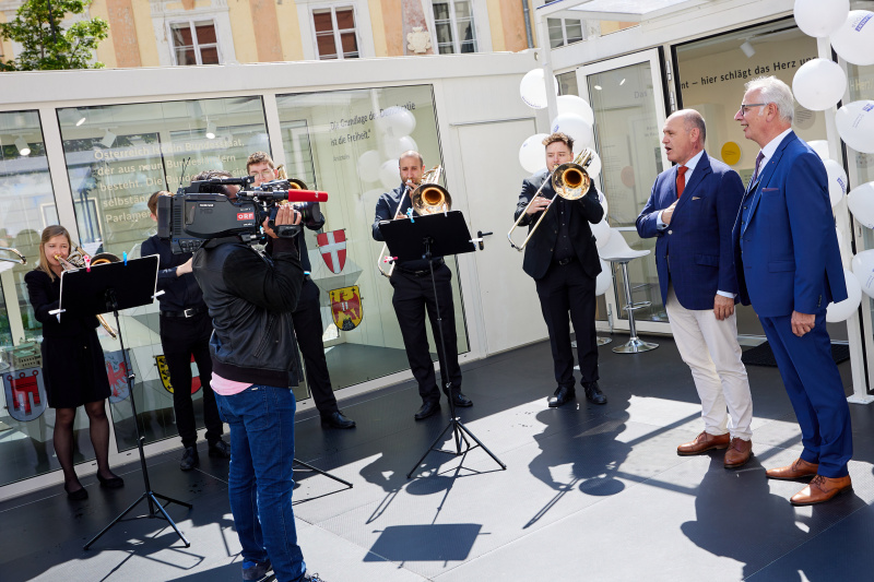 Landes- und Bundeshymne