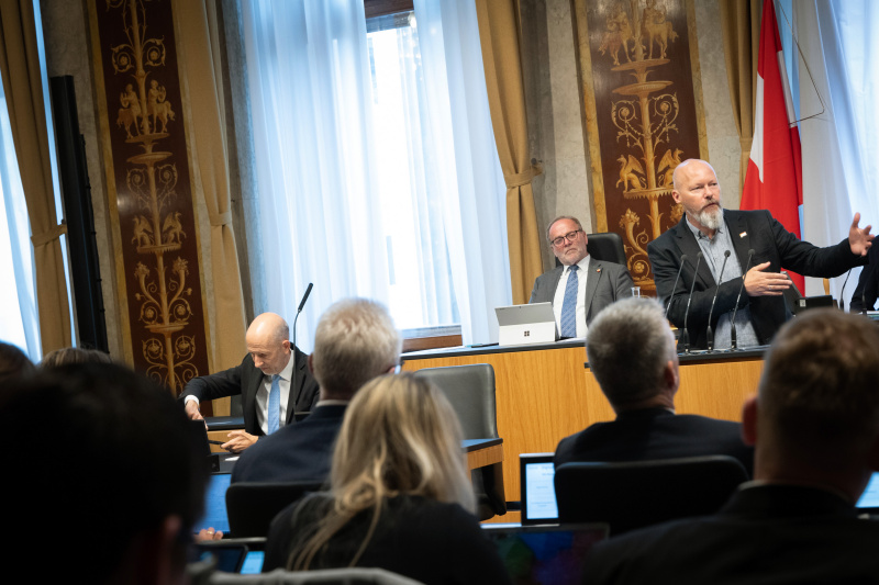 Am Redner:innenpult Bundesrat Marco Schreuder (GRÜNE)