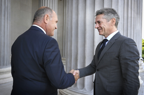 Von links: Nationalratspräsident Wolfgang Sobotka (ÖVP), slowenischer Ministerpräsident Robert Golob