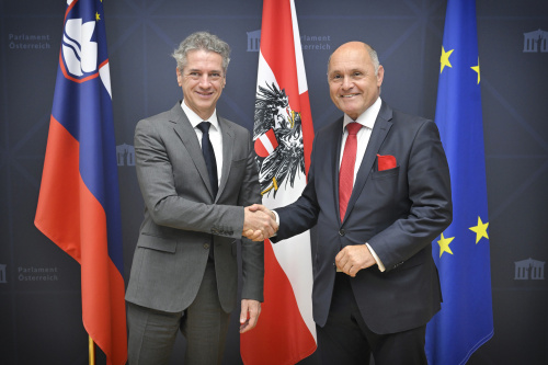 Von links: slowenischer Ministerpräsident Robert Golob, Nationalratspräsident Wolfgang Sobotka (ÖVP)