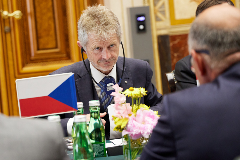 Arbeitsgespräch. Senatspräsident des tschechischen Parlaments Miloš Vystrčil