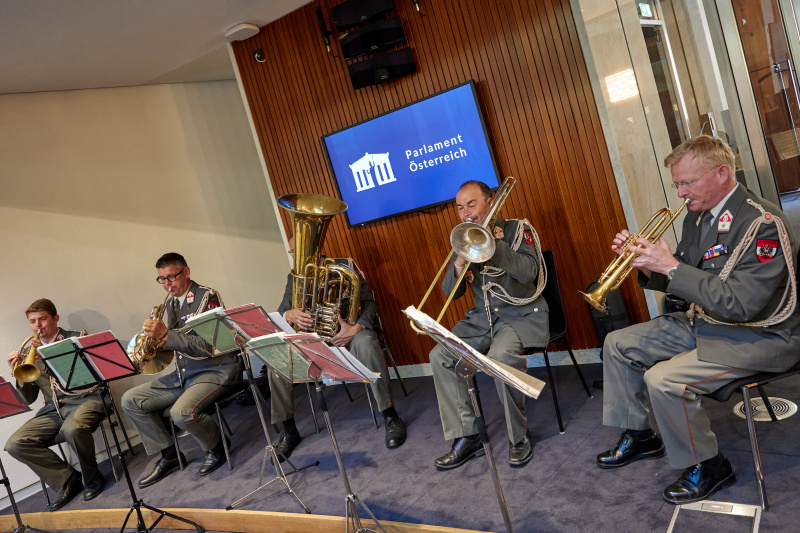 Music by Combo Gardemusik