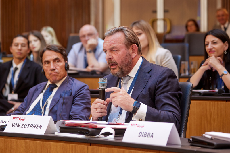 Session 2 - Debate - Question of participant