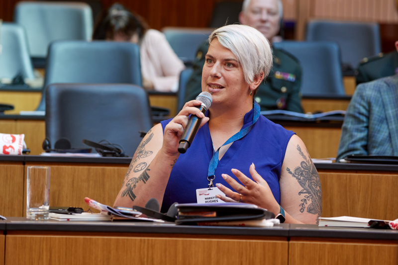 Session 3 - Debate - Question of participant