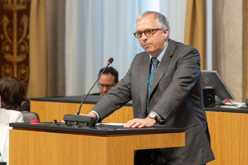 Am Rednerpult: Christoph Urtz - Experte