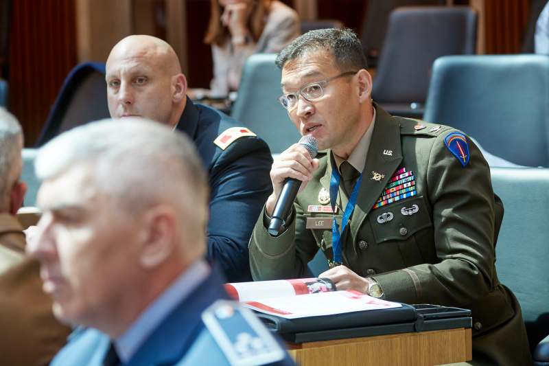 Session 4 - Debate - Question of participant