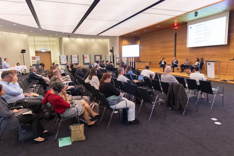 Panel III: "Parliaments dealing with uncertain knowledge". Veranstaltungsteilnehmer:innen