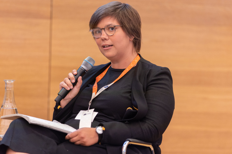 "Panel Discussion: Science-policy interface und Parlamente: Wie kann ein kontinuierlicher Austausch gestaltet sein?"