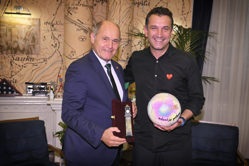 Treffen mit Bürgermeister Tiranas Erion Veliaj. Von links: Nationalratspräsident Wolfgang Sobotka (ÖVP), Bürgermeister Tiranas Erion Veliaj