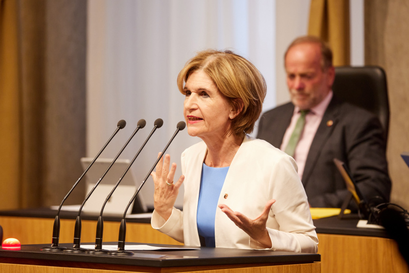 Am Rednerpult Bundesrätin Andrea Eder-Gitschthaler (ÖVP)
