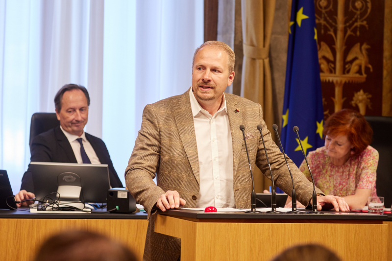 Am Rednerpult Bundesrat Markus Leinfellner (FPÖ)