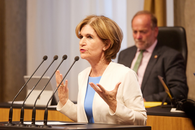 Am Rednerpult Bundesrätin Andrea Eder-Gitschthaler (ÖVP)