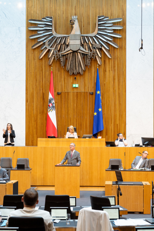 Am Rednerpult Nationalratsabgeordneter Werner Saxinger (ÖVP)