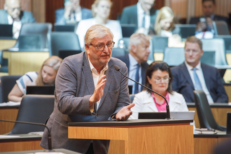 Fragestellung Nationalratsabgeordneter Christoph Matznetter (SPÖ)