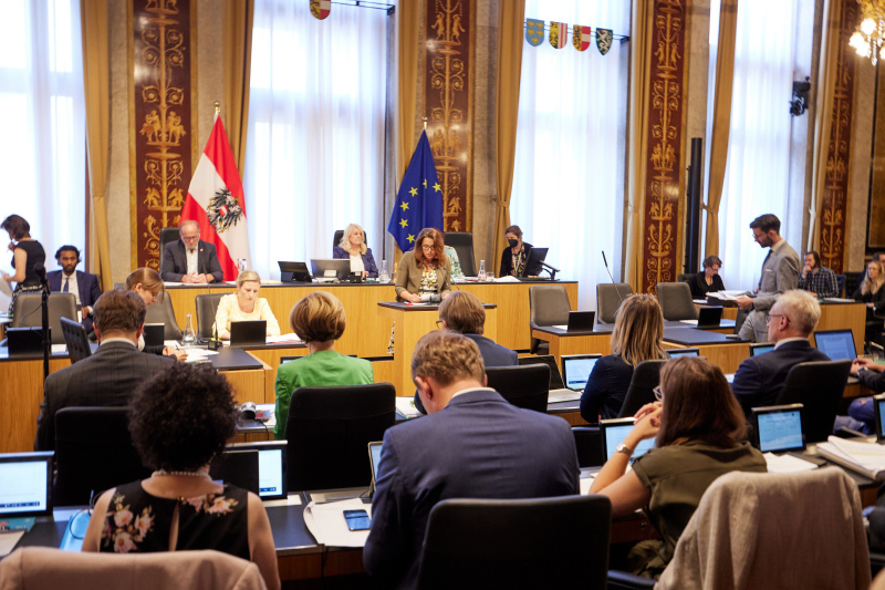 Am Rednerpult Bundesrätin Sandra Böhmwalder (ÖVP)