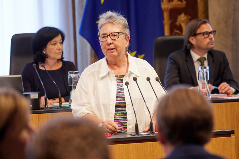 Am Rednerpult Bundesrätin Klara Neurauter (ÖVP)