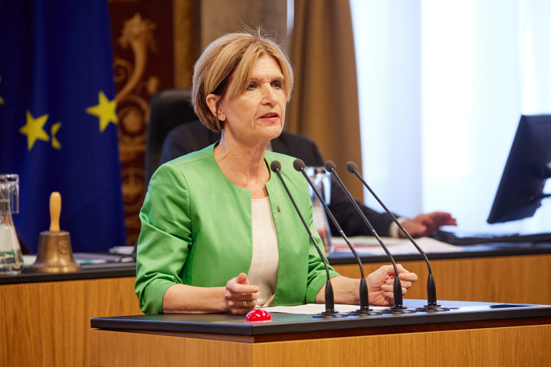 Am Rednerpult Bundesrätin Andrea Eder-Gitschthaler (ÖVP)