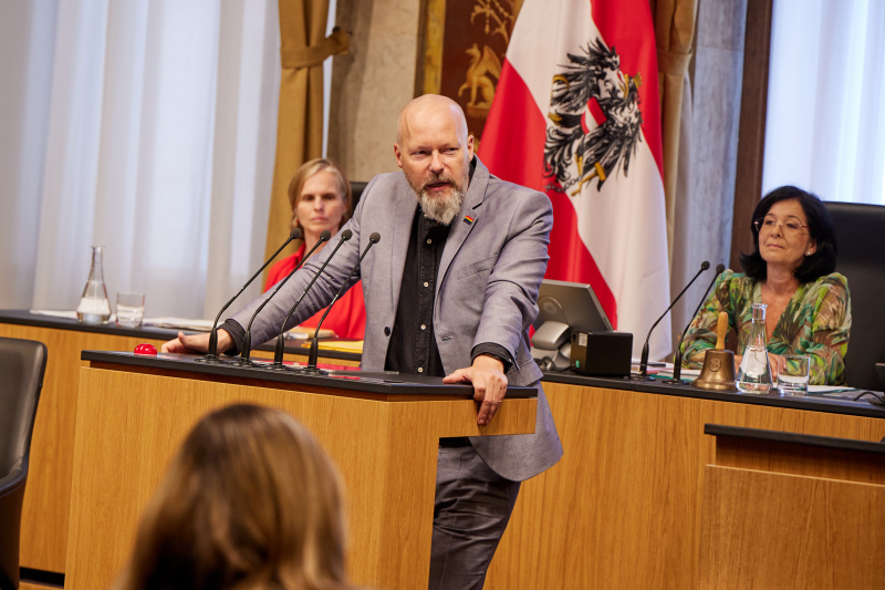 Am Rednerpult Marco Schreuder (GRÜNE)