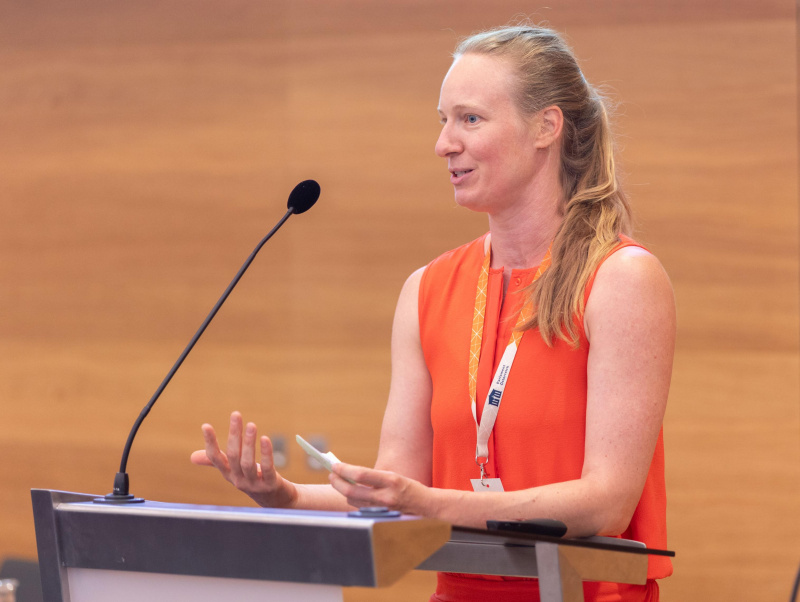 Bianca Winkler am Sprechpult