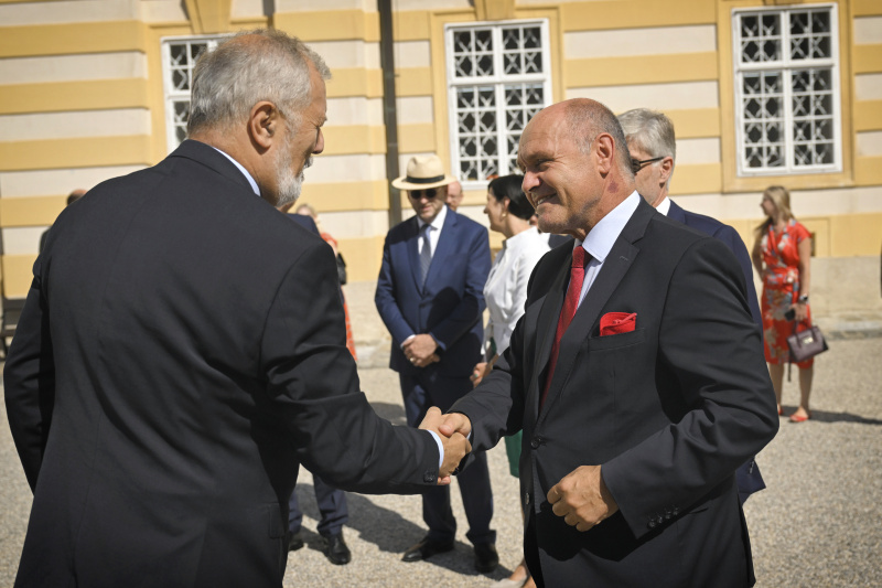 Besuch Stift Melk. Von links: Parlaments-Vizepräsident des kroatischen Sabor Ante Sanader, Nationalratspräsident Wolfgang Sobotka (ÖVP)