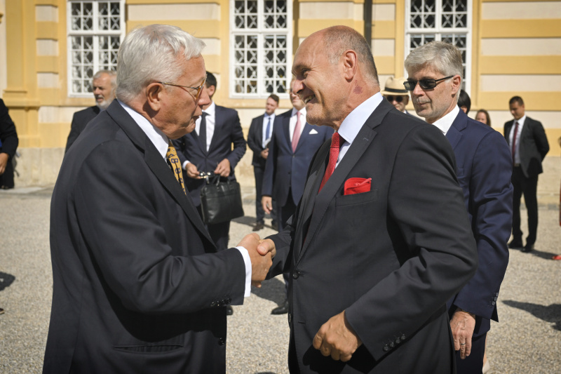 Besuch Stift Melk. Von links:Vorsitzender des Ausschusses für auswärtige und EU-Angelegenheiten Italiens Giulio Tremonti, Nationalratspräsident Wolfgang Sobotka (ÖVP)