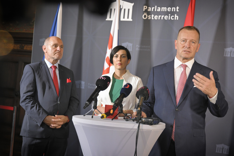 Pressestatement. Von links: Präsidentin der tschechischen Abgeordnetenkammer Markéta Pekarová Adamová, Nationalratspräsident Wolfgang Sobotka (ÖVP), Präsident des slowakischen Nationalrates Boris Kollár