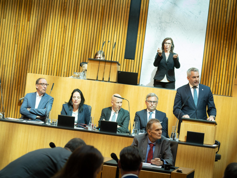 Karl Nehammer (ÖVP), Magnus Brunner (ÖVP), Martin Kocher, Johannes Rauch (GRÜNE), 