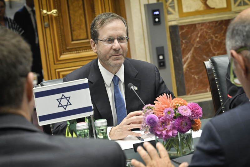 Aussprache. Staatspräsident von Israel Jtizchak Herzog