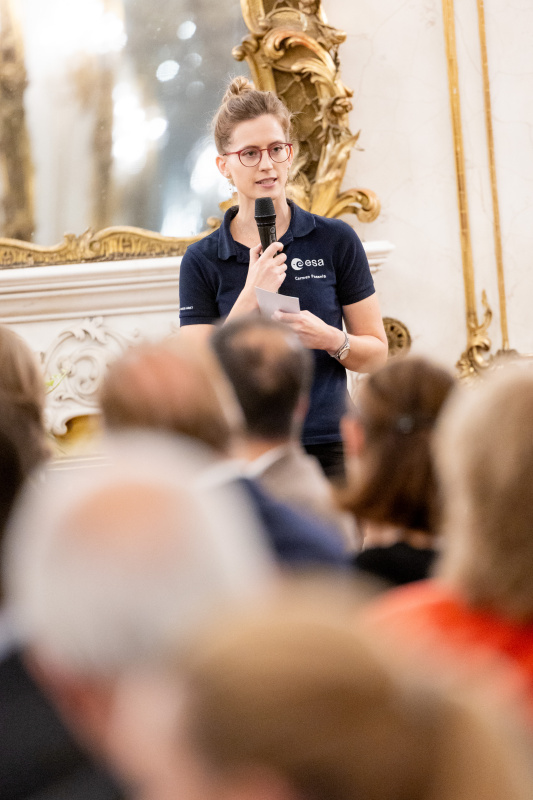 Keynote: Mitglied der ESA-Astronautenreserve Carmen Possnig