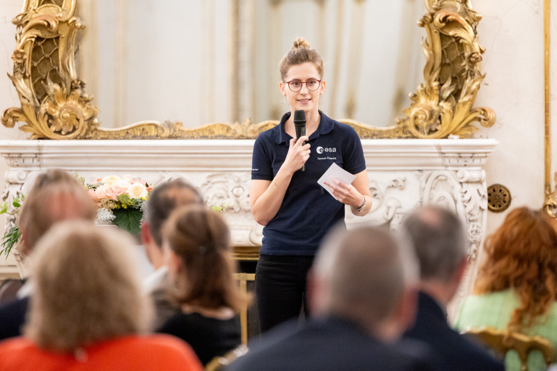 Keynote: Mitglied der ESA-Astronautenreserve Carmen Possnig
