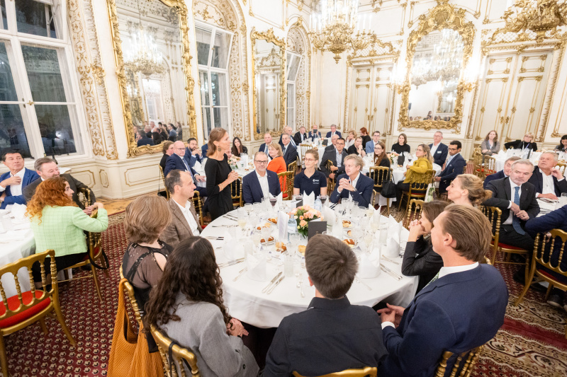 Begrüßung durch Nationalratsabgeordnete Maria Theresia Niss (ÖVP)