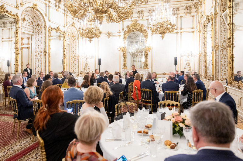 Begrüßung durch Nationalratsabgeordnete Maria Theresia Niss (ÖVP)