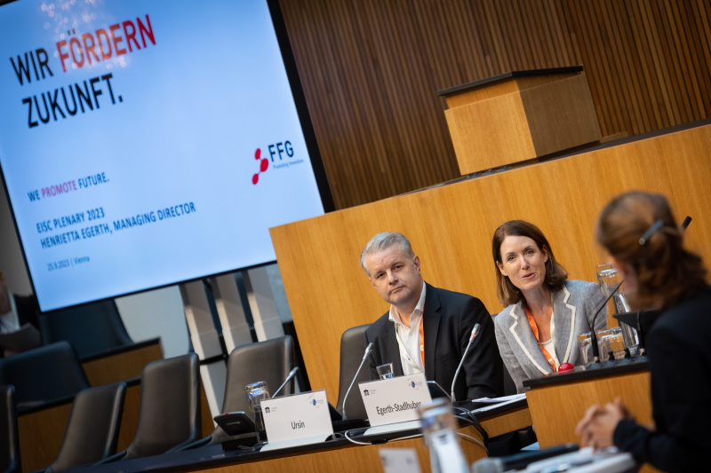 Part 1 – Panel discussion: Europe’s contribution to space commercialization and the space economy. Moderation: Therese Niss .Henrietta Egerth-Stadlhuber, Managing Director Austrian Research Promotion Agency FFG, Rupert Ursin, CEO QTlabs